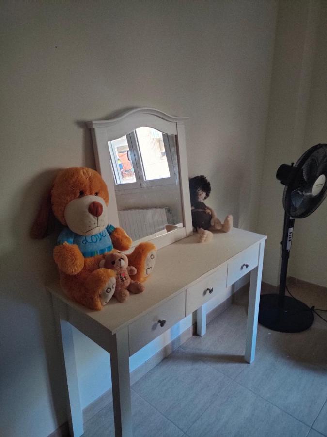 Habitacion Amplia Y Comoda レウス エクステリア 写真